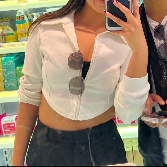 OAK + FORT White Cropped Zip Up Jacket - Picture 3 of 5